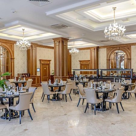 Sultan Palace Hotel Atyrau Exterior photo The restaurant