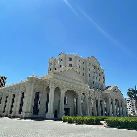 Sultan Palace Hotel Atyrau Exterior photo The new building of the university