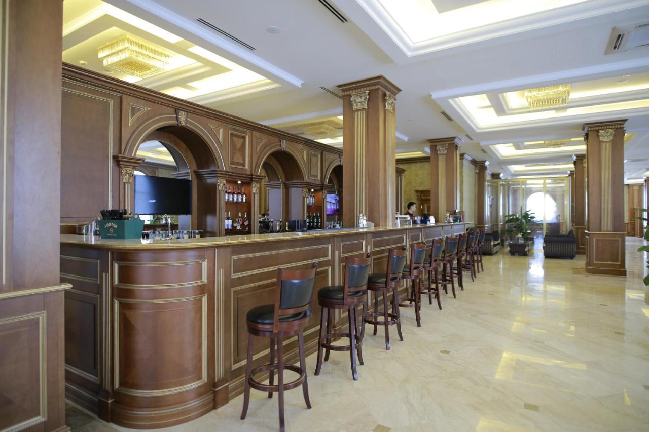 Sultan Palace Hotel Atyrau Exterior photo The bar at the hotel